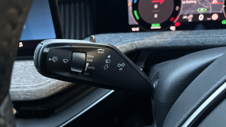 Skoda Superb 1.5 TSI iV SE Technology DSG 5dr Estate